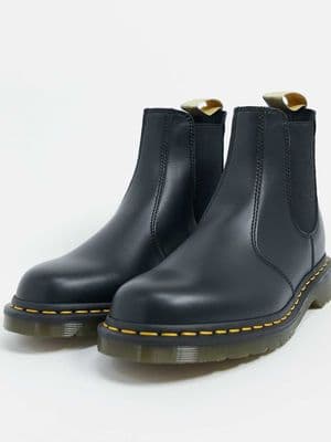 Dr Martens 2976 vegan Chelsea boots