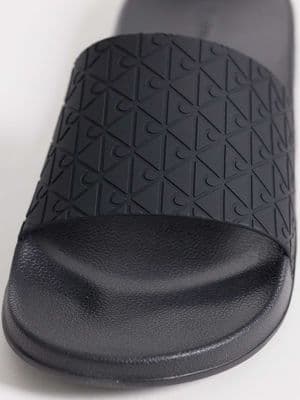 Calvin Klein essential slides