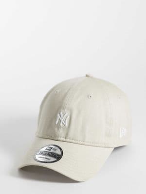 New Era NY Yankees mini logo cap