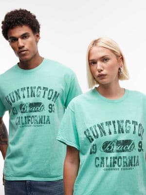 Reclaimed Vintage unisex retro college t-shirt