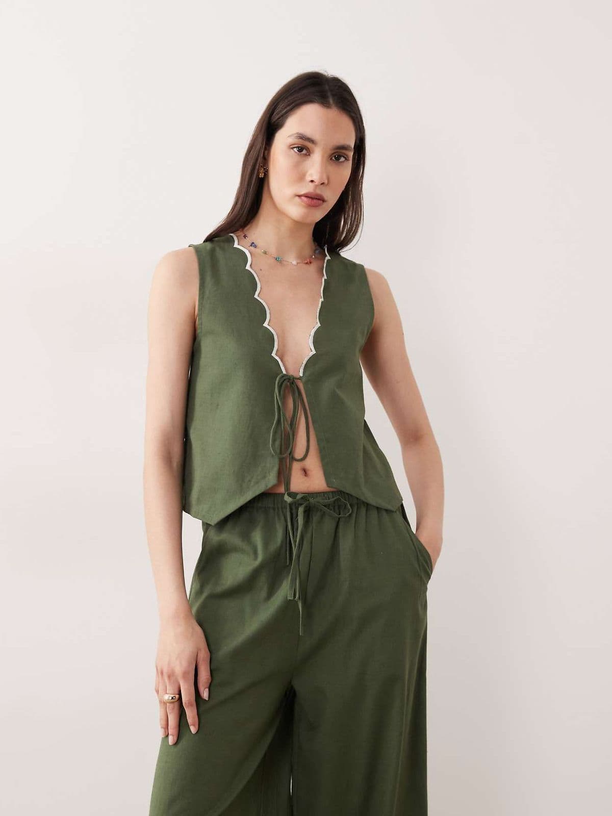 ASOS product image 5dcd20f5d80c