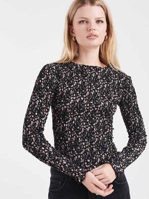 Daisy Street long sleeve shirred top