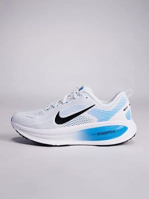 Nike Running Vomero 18 sneakers