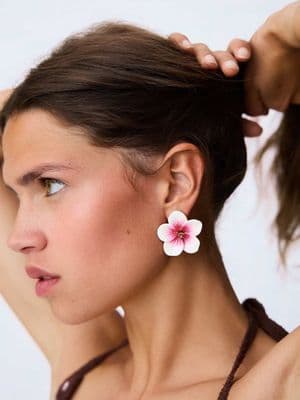 Bershka Hibiscus earrings
