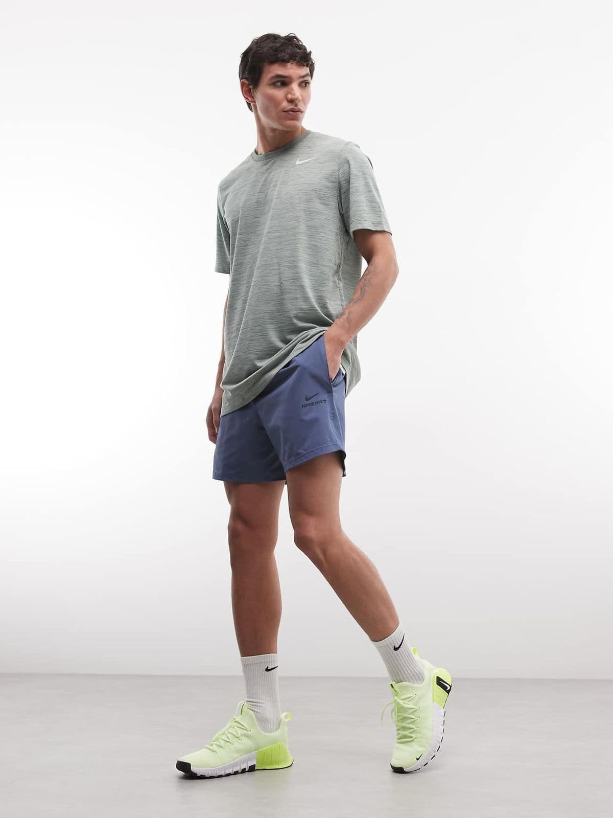ASOS product image bc7378b03d4a