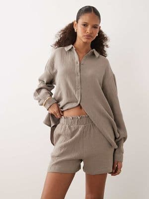 JDY cheesecloth shorts