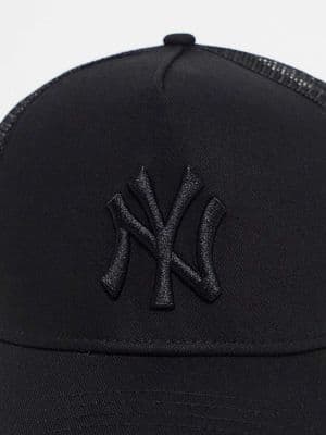 New Era NY Yankees 9forty trucker cap