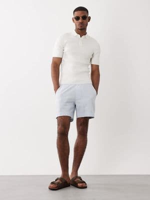 Abercrombie & Fitch 6 inch pull on shorts