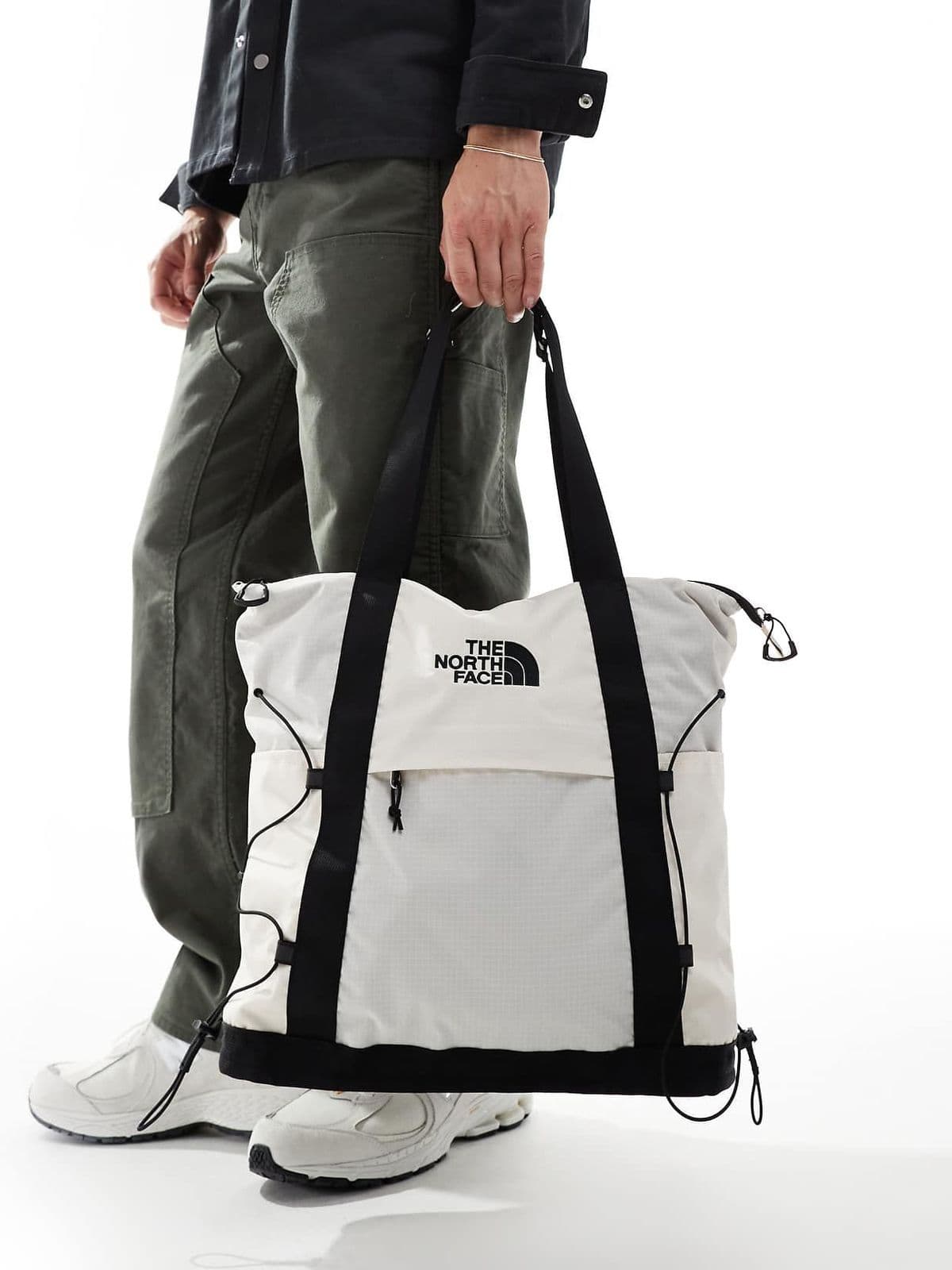 ASOS product image e4735b3ed98c