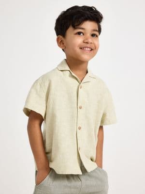 Short-sleeved shirt in linen blend