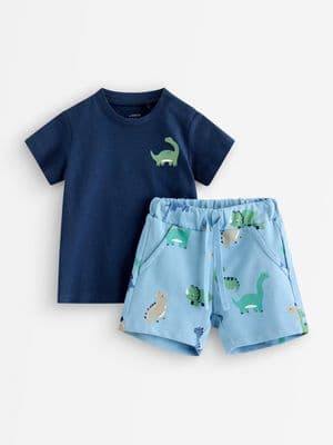 Set with top and shorts