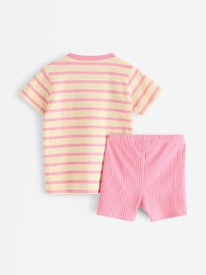 Set with top and cycling shorts