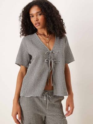 JDY tie front seersucker top