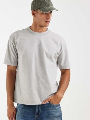 Hollister chest logo t-shirt